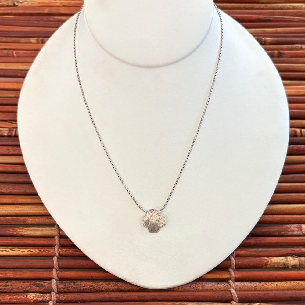 Silpada Silver  Hammered Cross Pendant Necklace